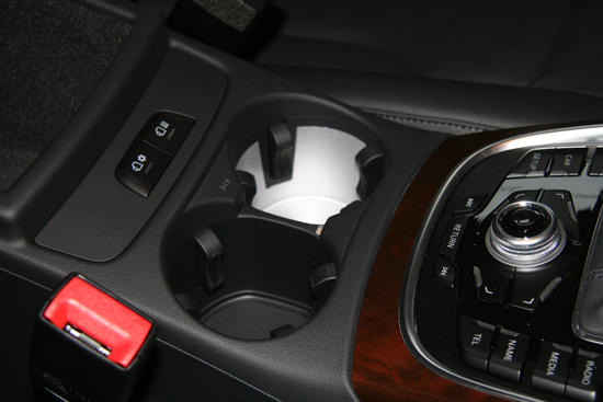 Push button sets cup holder temperature from 2-53 deg. 